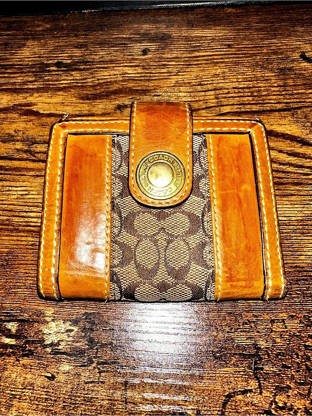 Coach Legacy Signature Turnlock Wallet Brown